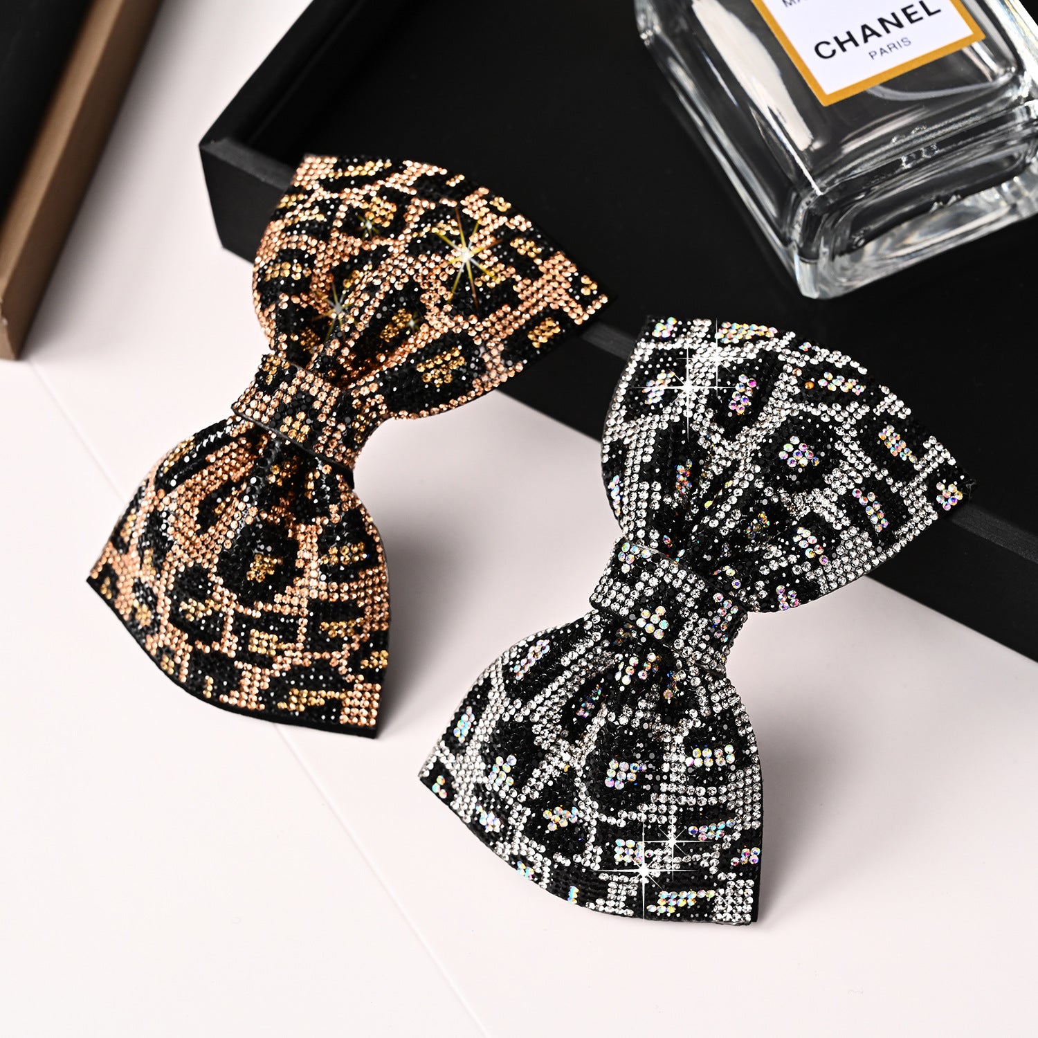 Wholesale 2023 Full Diamond Bow Spring Clip Hairpin